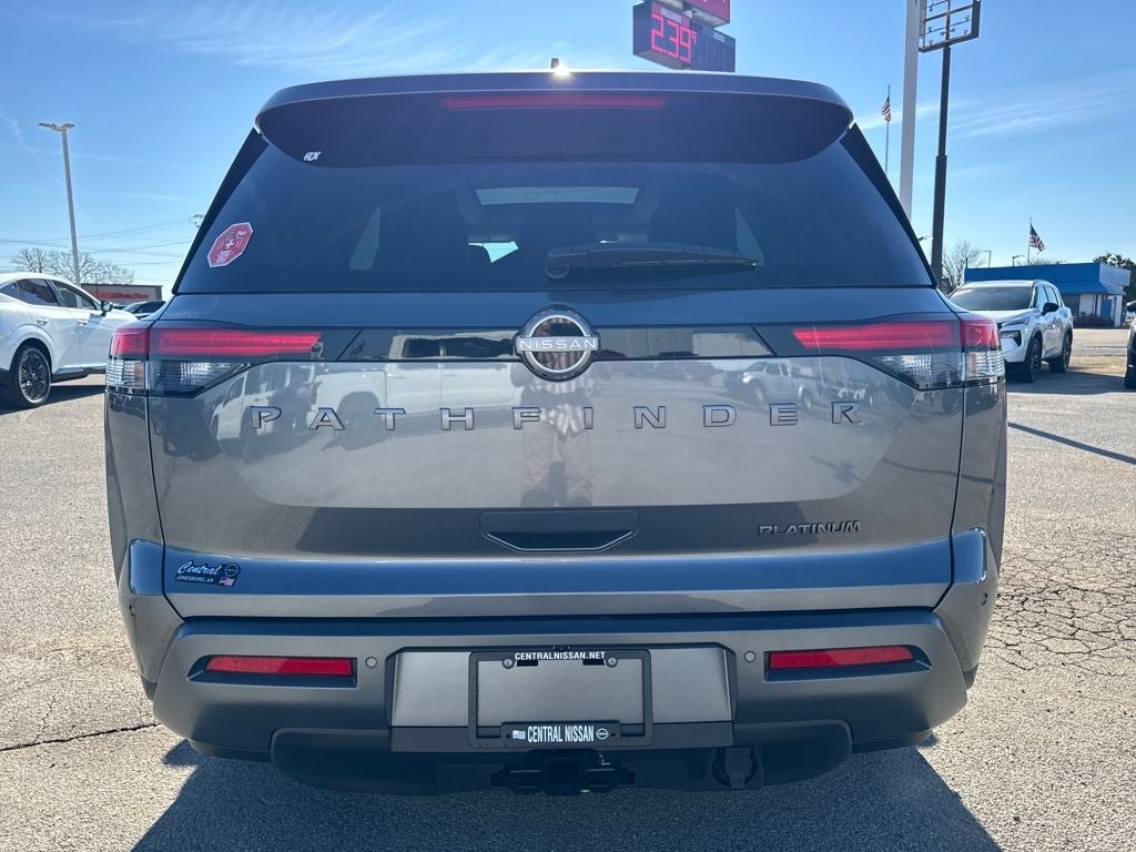 2026 Nissan Pathfinder Platinum