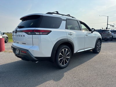 2026 Nissan Pathfinder Platinum