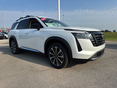2026 Nissan Pathfinder Platinum