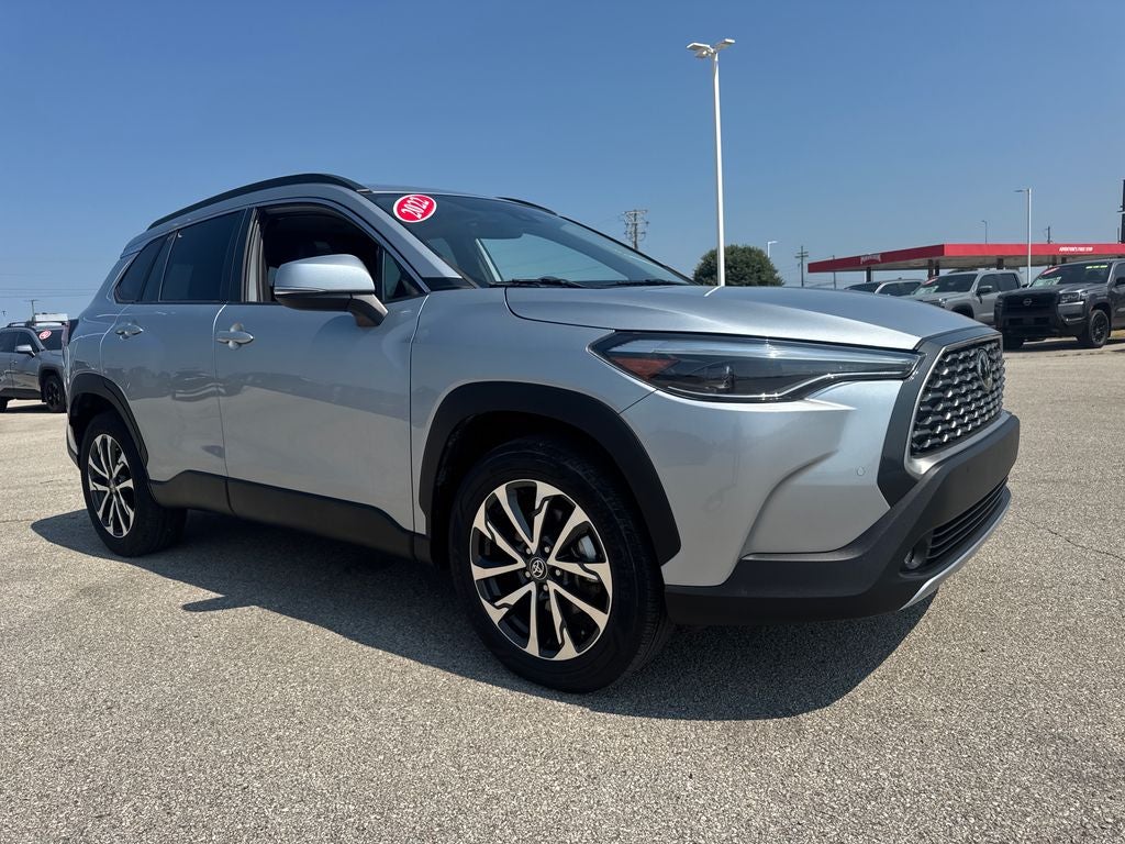 2022 Toyota Corolla Cross XLE