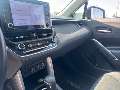 2022 Toyota Corolla Cross XLE