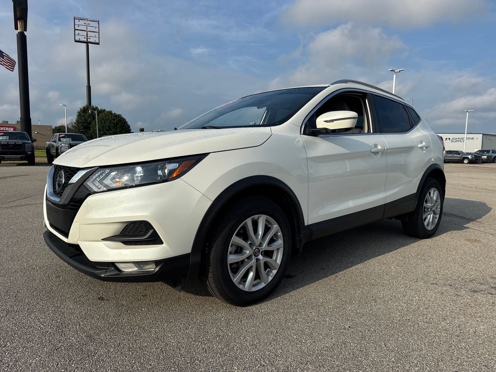 2022 Nissan Rogue Sport SV