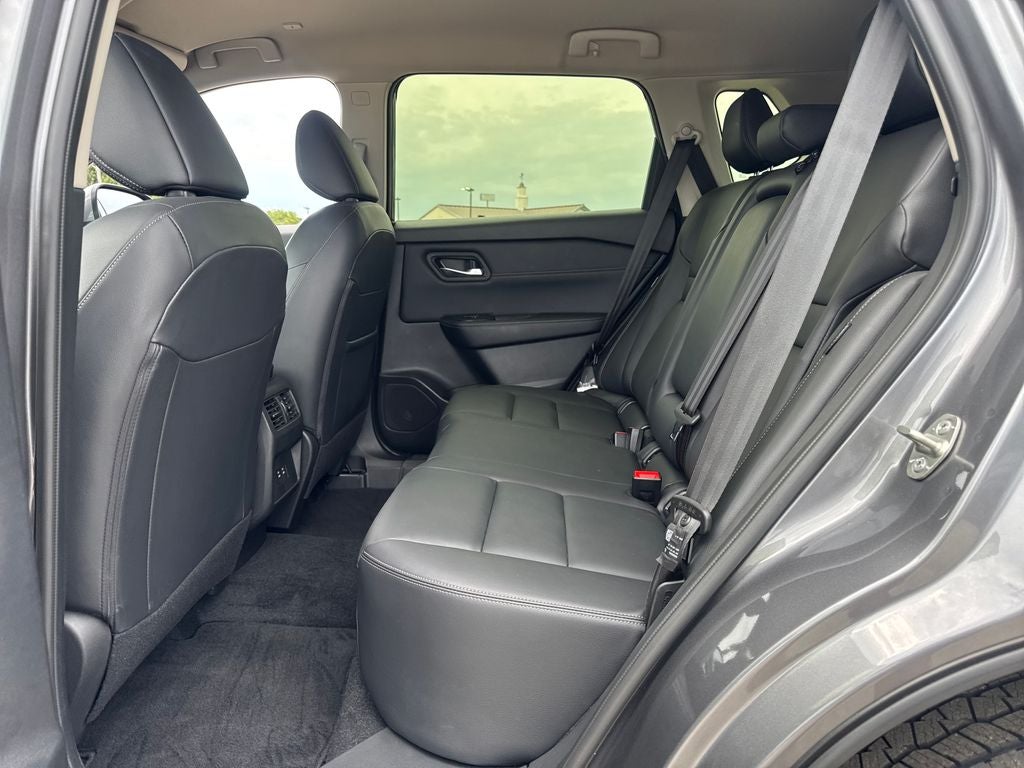 2025 Nissan Rogue SL