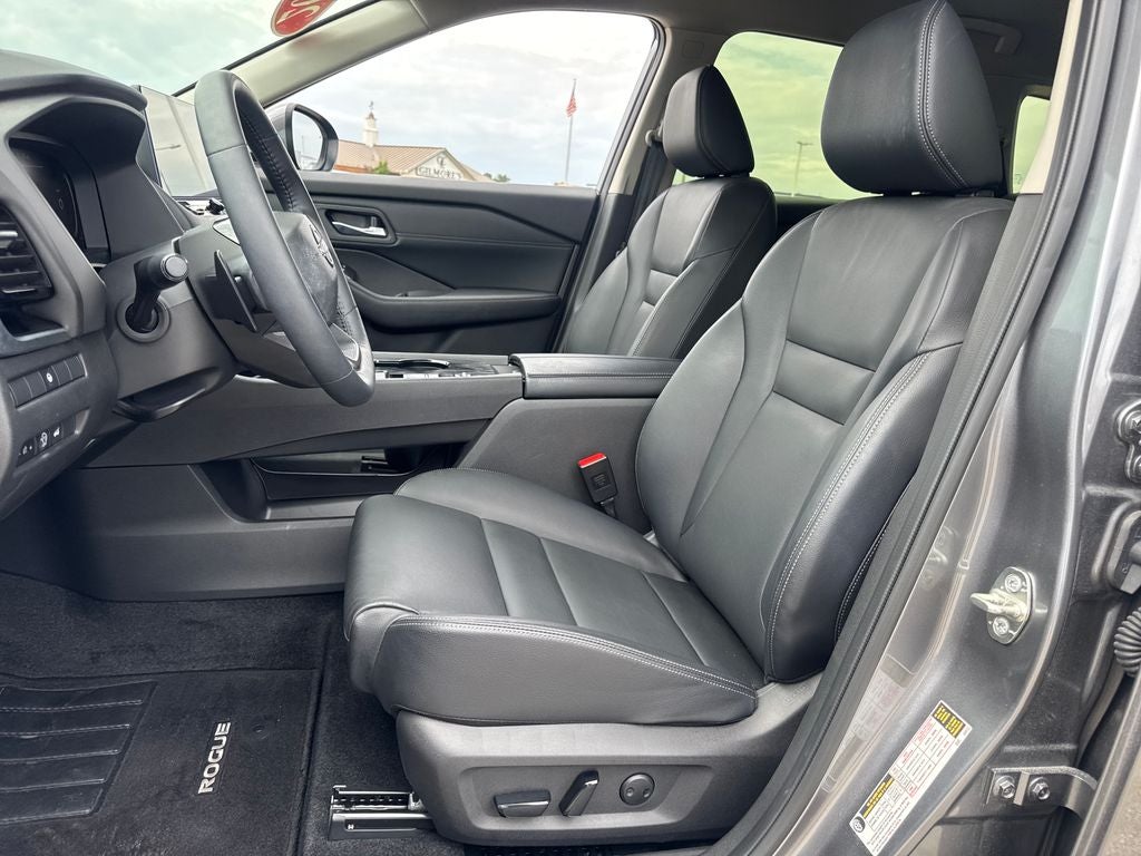 2025 Nissan Rogue SL