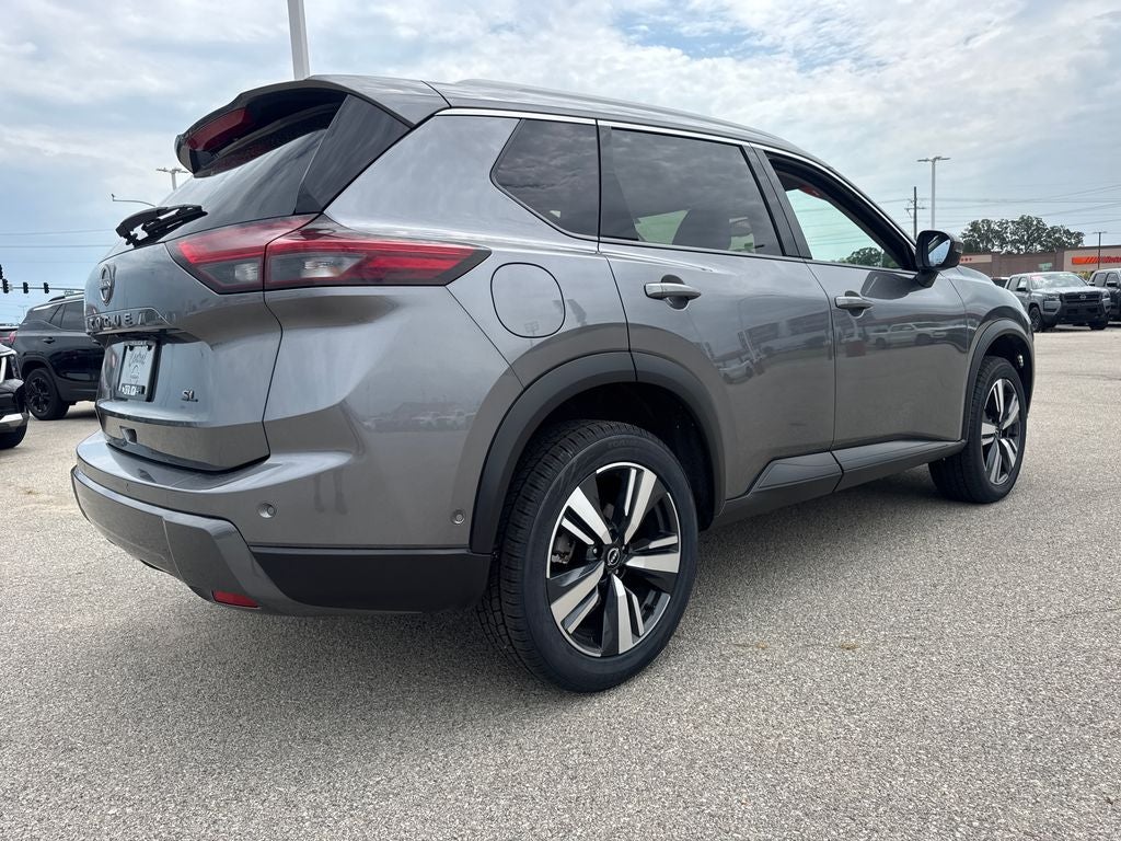 2025 Nissan Rogue SL