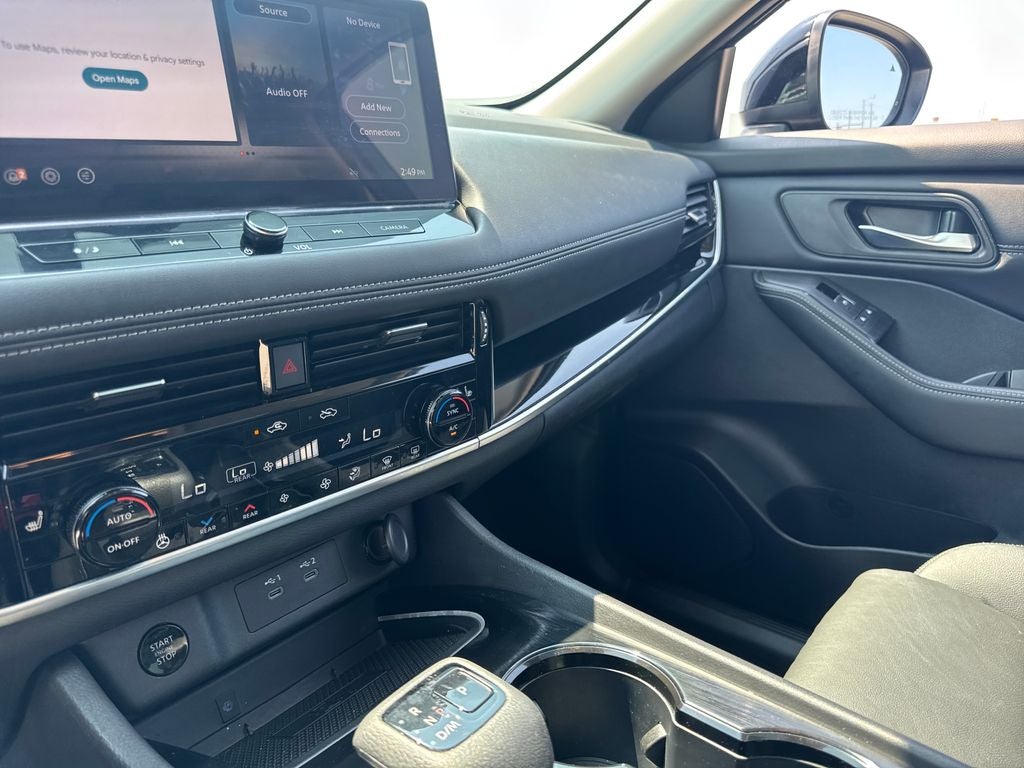 2025 Nissan Rogue SL