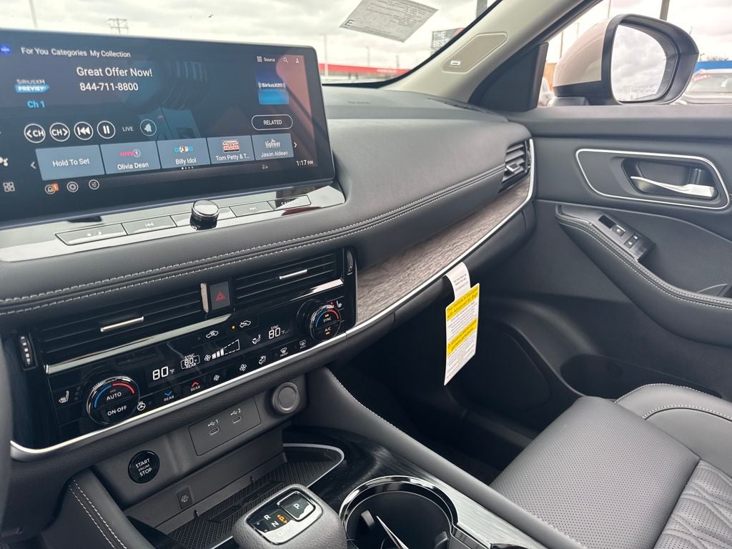 2026 Nissan Rogue Platinum