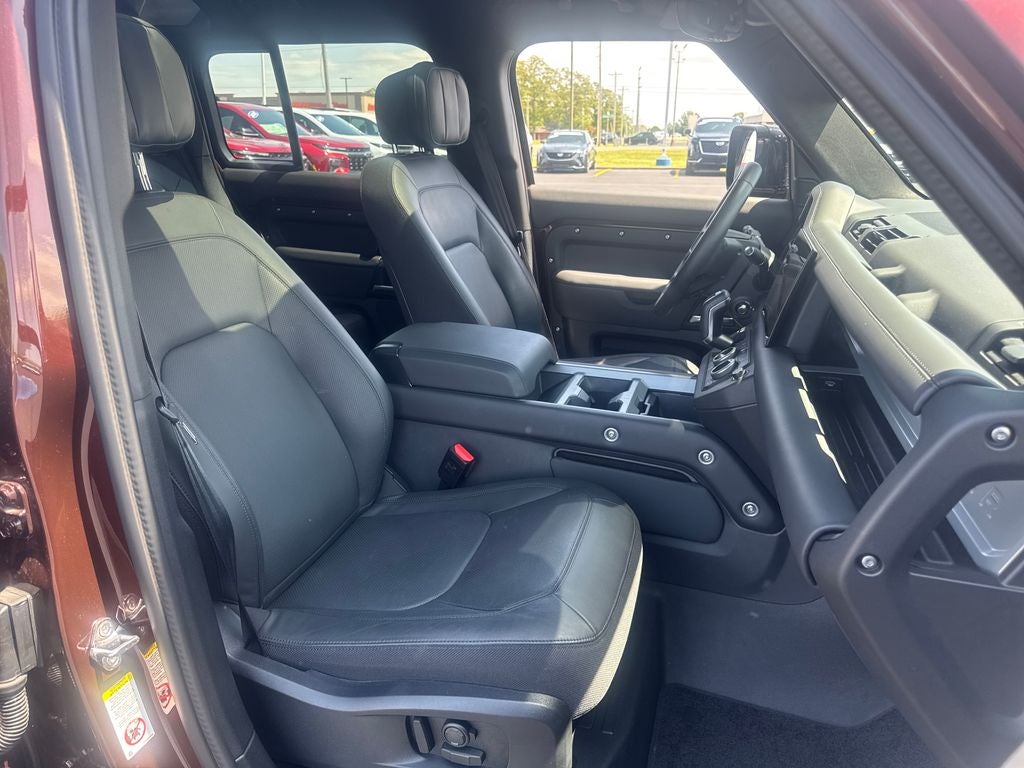 2025 Land Rover Defender 110 Sedona Red