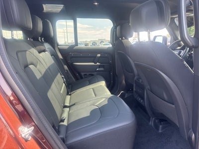 2025 Land Rover Defender 110 Sedona Red