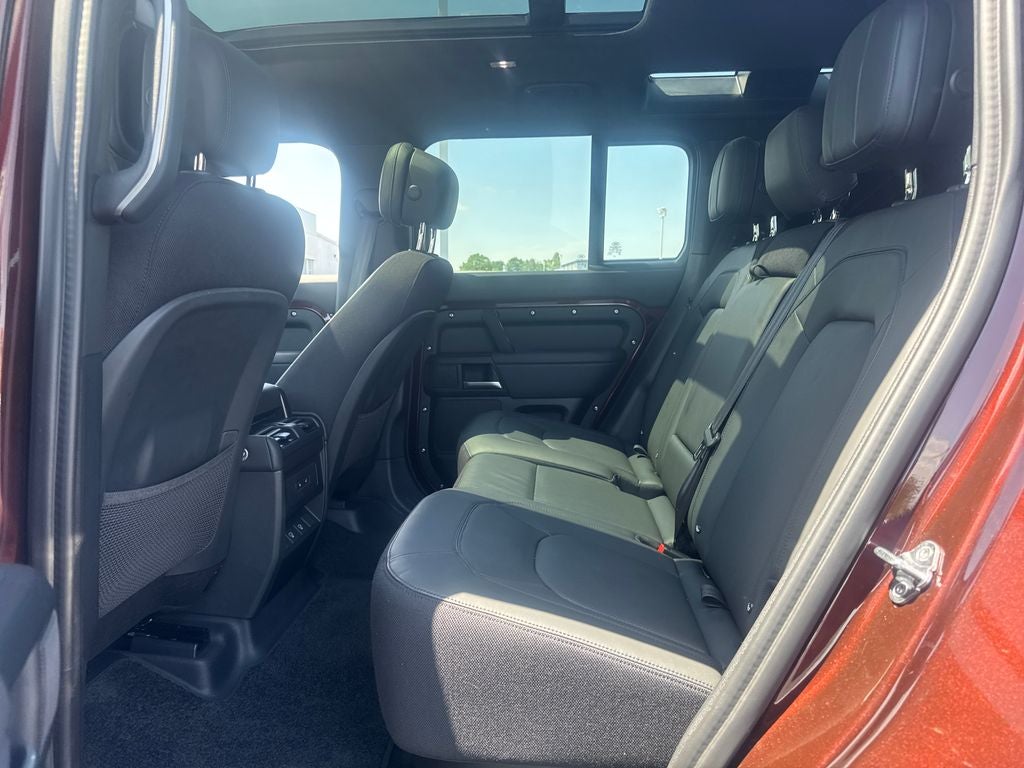 2025 Land Rover Defender 110 Sedona Red