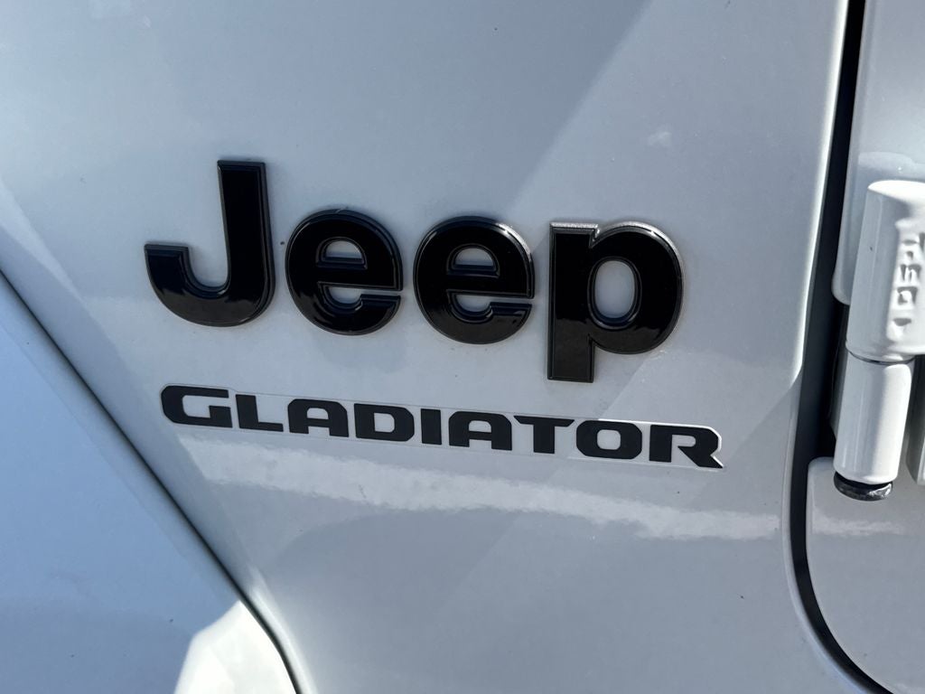 2021 Jeep Gladiator Overland