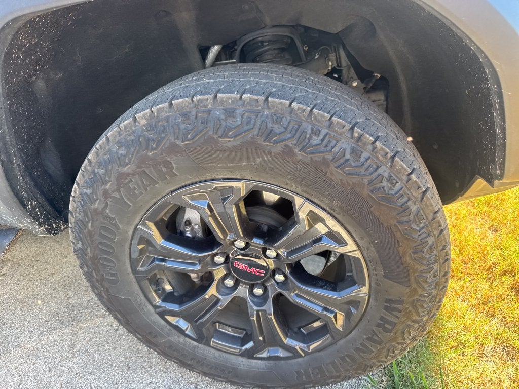 2025 GMC Canyon Elevation