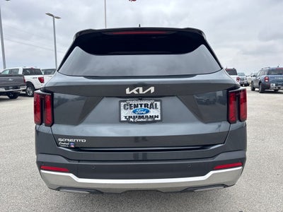 2025 Kia Sorento S