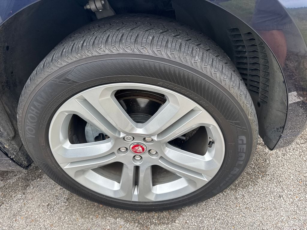 2019 Jaguar F-PACE 25t R-Sport